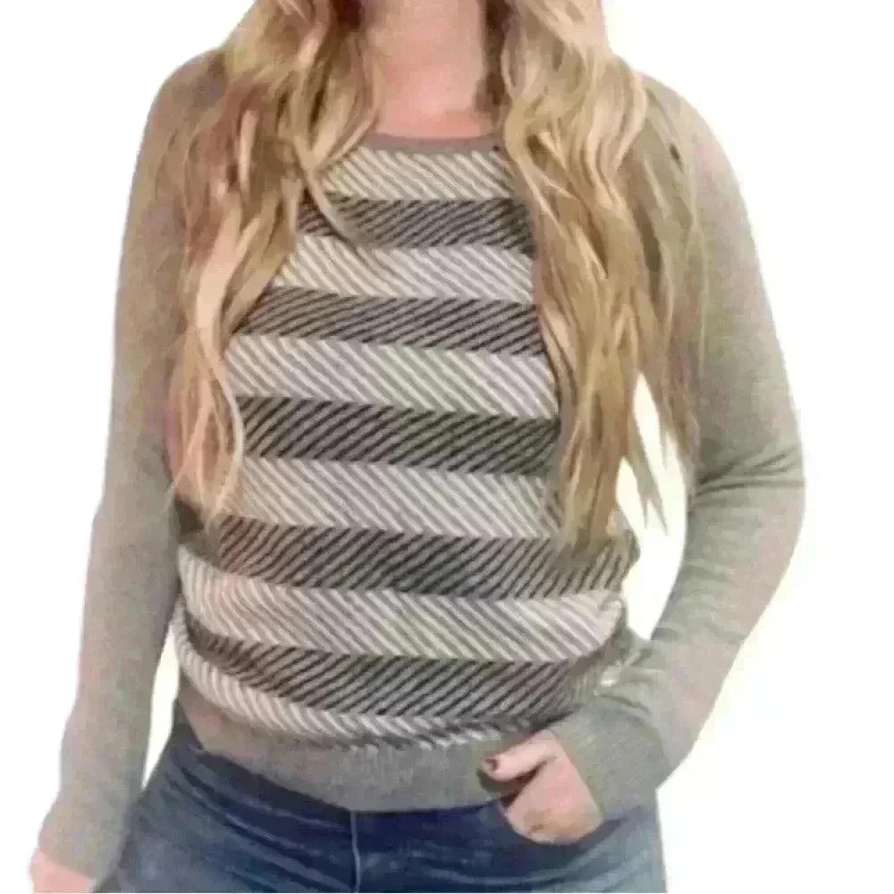 J. Crew Gray Herringbone Scoop Neck Long Sleeve Sweater Size M Merino Wool Blend